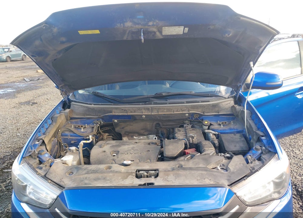 2018 MITSUBISHI OUTLANDER SPORT 2.4 SE VIN: JA4AR3AW0JU015648