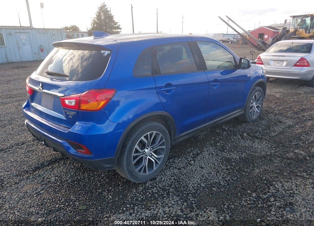 2018 MITSUBISHI OUTLANDER SPORT 2.4 SE VIN: JA4AR3AW0JU015648