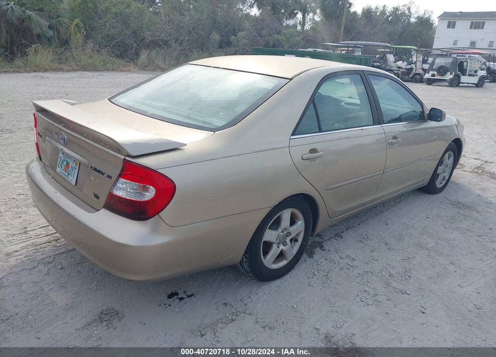 2002 TOYOTA CAMRY SE V6 VIN: 4T1BF32K52U002518