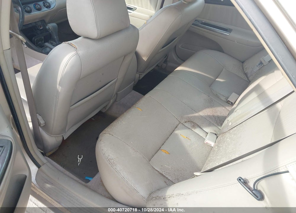 2002 TOYOTA CAMRY SE V6 VIN: 4T1BF32K52U002518