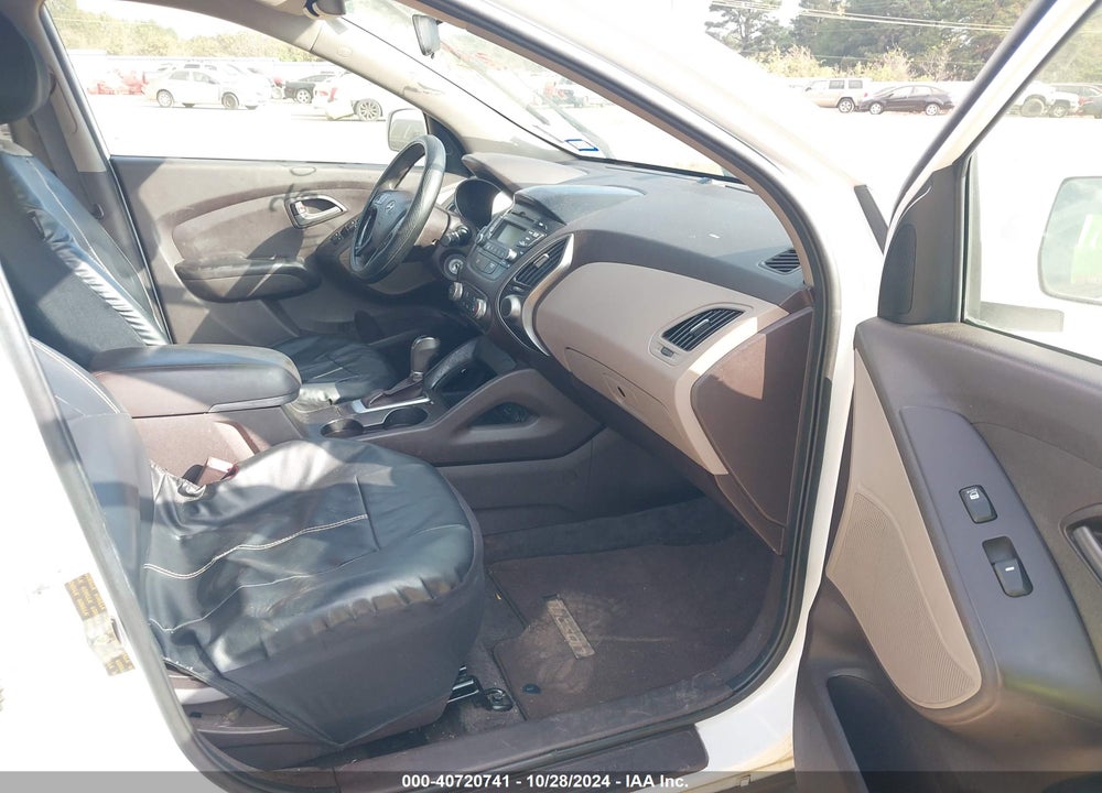 2014 HYUNDAI TUCSON GLS VIN: KM8JT3AF4EU848295