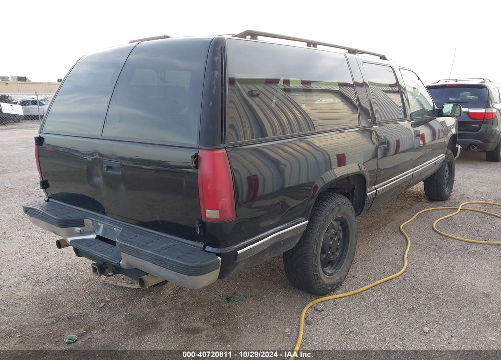 1997 CHEVROLET SUBURBAN 1500 VIN: 3GNFK16R6VG118404