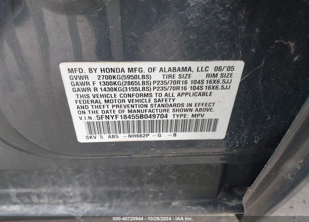 2005 HONDA PILOT EX VIN: 5FNYF18455B049704