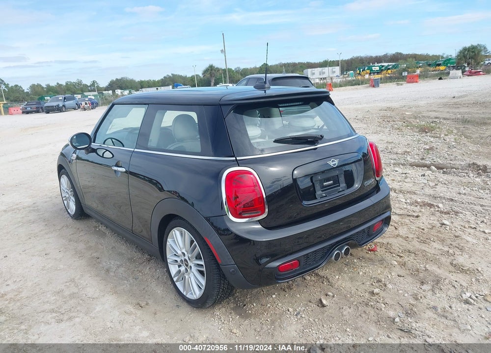2019 MINI HARDTOP COOPER S VIN: WMWXP7C57K2A52968
