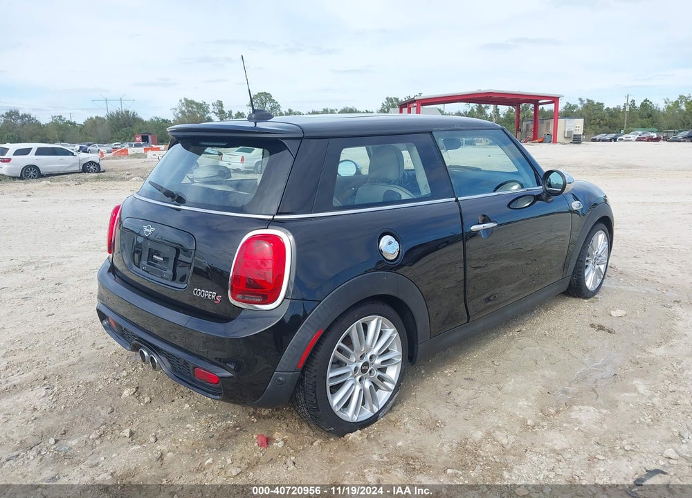 2019 MINI HARDTOP COOPER S VIN: WMWXP7C57K2A52968