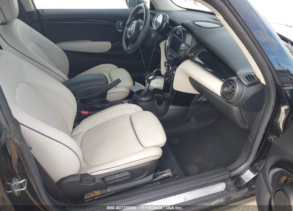 2019 MINI HARDTOP COOPER S VIN: WMWXP7C57K2A52968