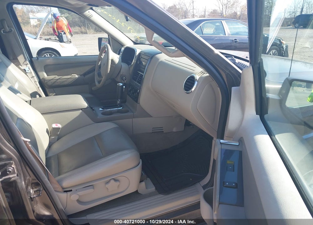 2007 FORD EXPLORER XLT VIN: 1FMEU73E67UB74826