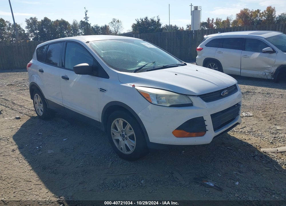 2013 FORD ESCAPE S VIN: 1FMCU0F7XDUD72378