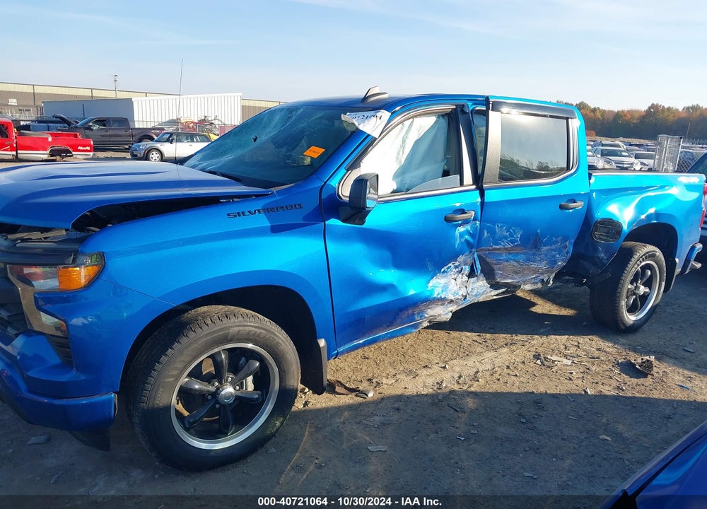 2022 CHEVROLET SILVERADO 1500 4WD SHORT BED CUSTOM VIN: 3GCPDBEK9NG535968