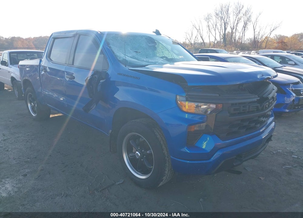 2022 CHEVROLET SILVERADO 1500 4WD SHORT BED CUSTOM VIN: 3GCPDBEK9NG535968