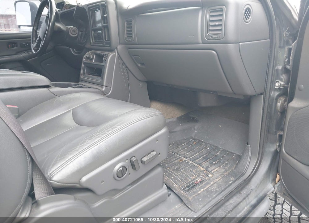 2006 CHEVROLET SILVERADO 2500HD LT3 VIN: 1GCHK23D66F185104