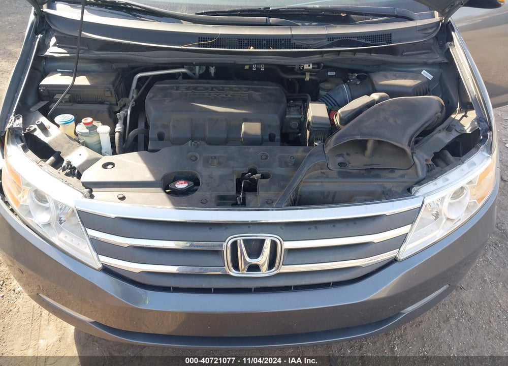 2011 HONDA ODYSSEY VIN: 5FNRL5H91BB002956