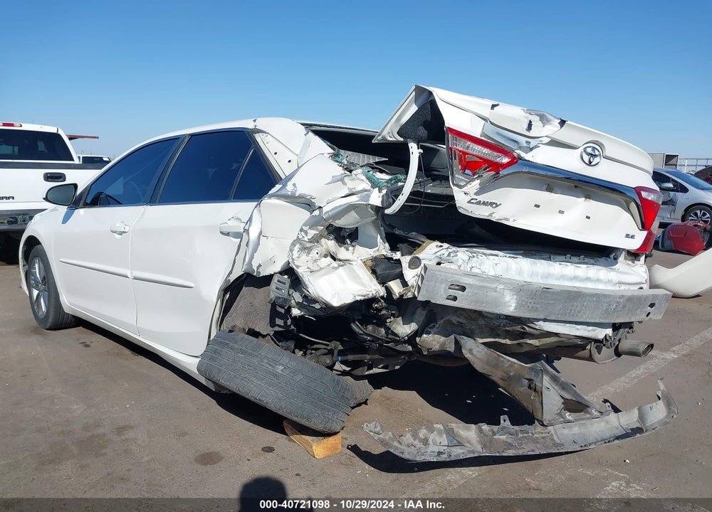 2015 TOYOTA CAMRY SE VIN: 4T1BF1FK9FU028950