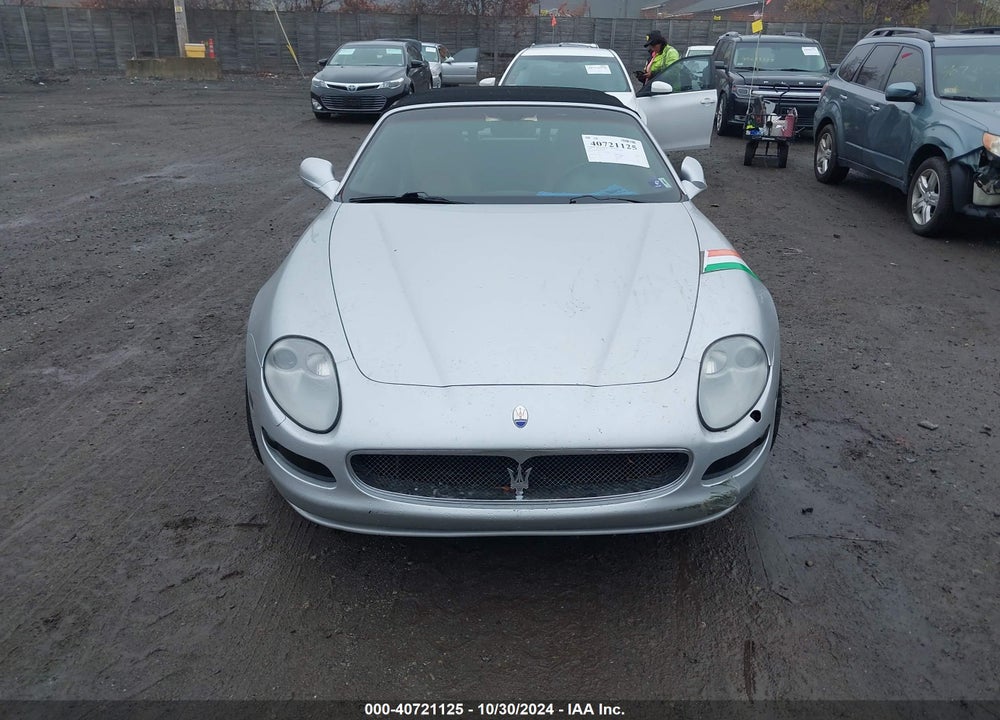 2004 MASERATI SPYDER CAMBIOCORSA/GT VIN: ZAMBB18A840011321