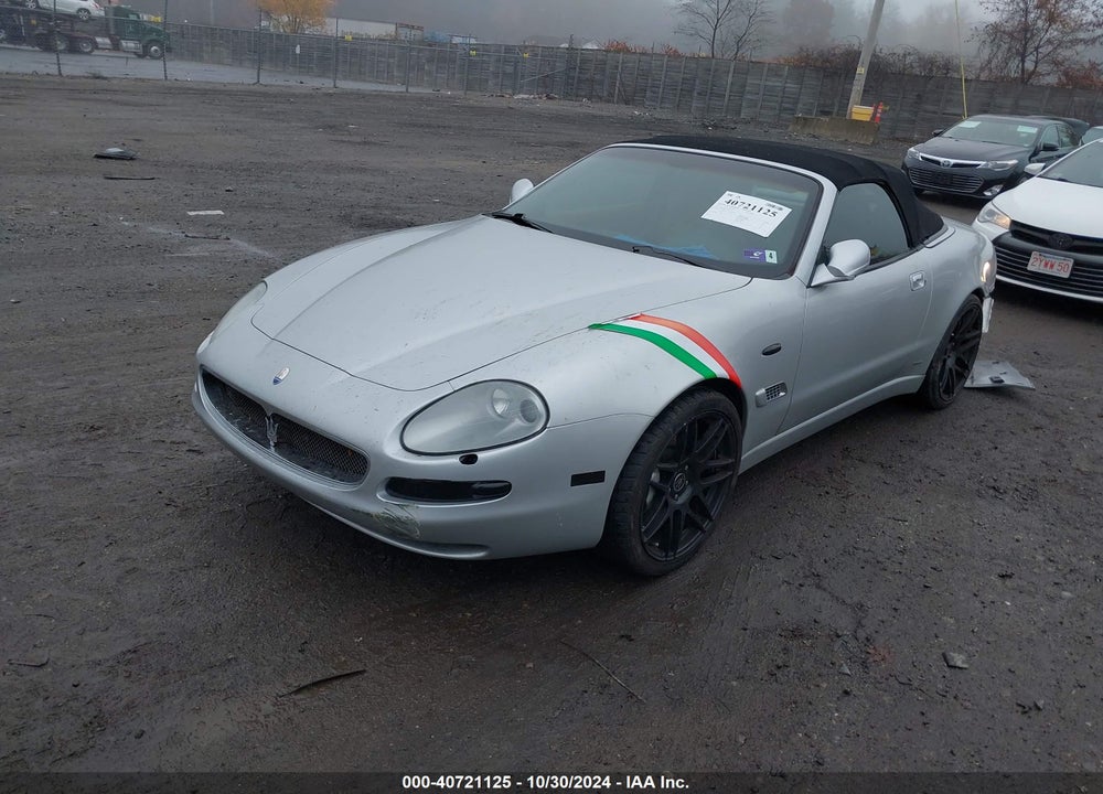 2004 MASERATI SPYDER CAMBIOCORSA/GT VIN: ZAMBB18A840011321