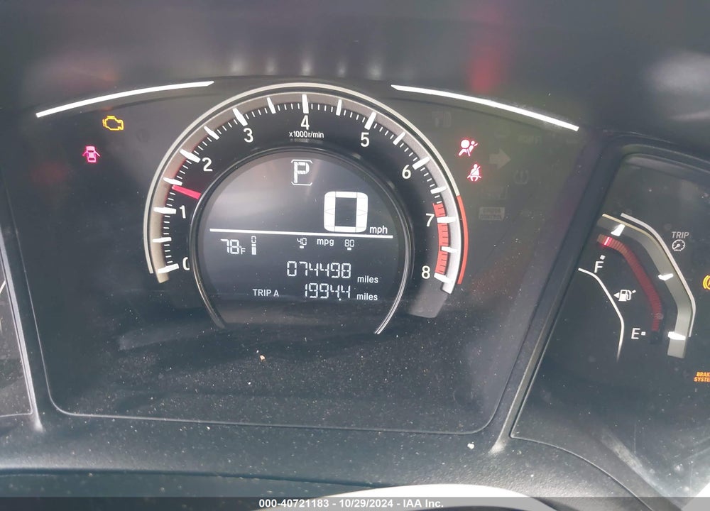 2017 HONDA CIVIC LX VIN: 2HGFC2F50HH556818
