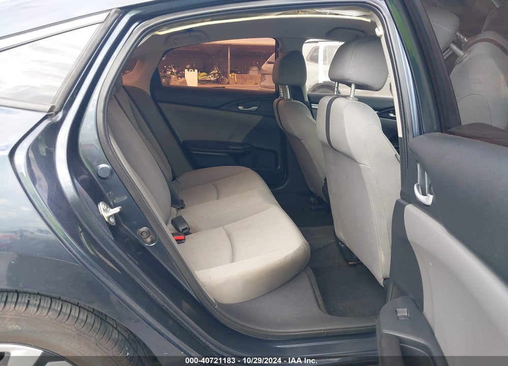 2017 HONDA CIVIC LX VIN: 2HGFC2F50HH556818