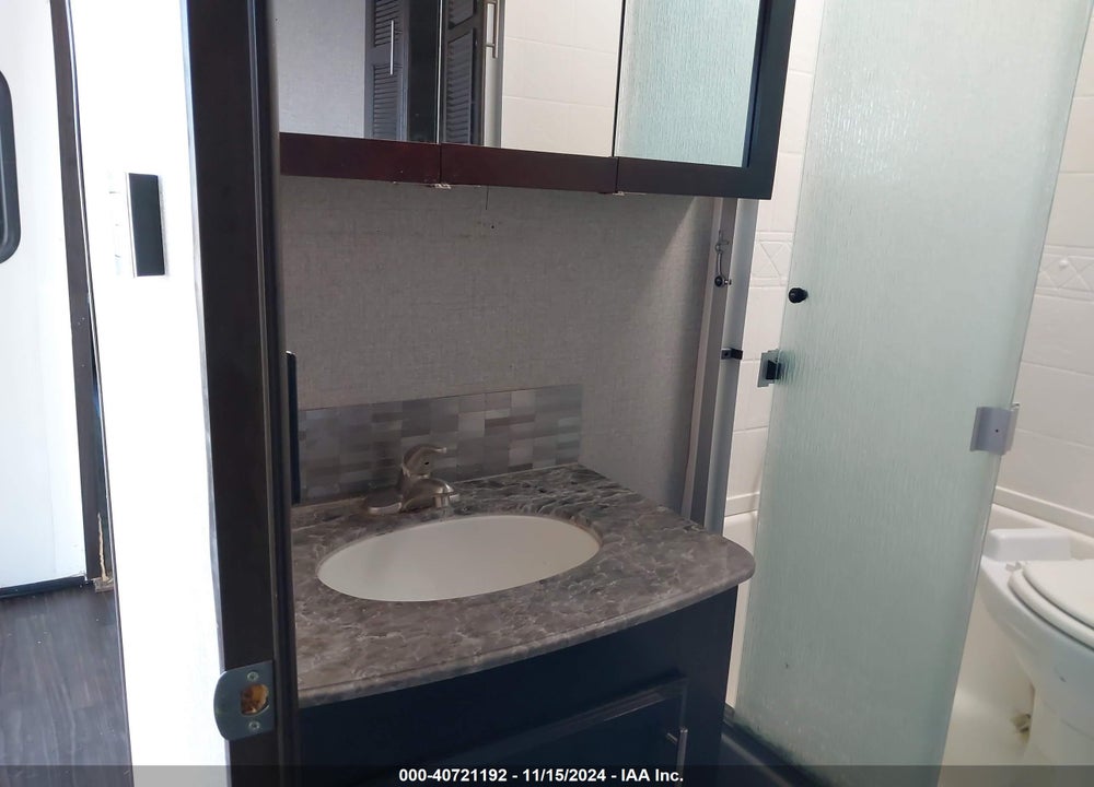 2019 OTHER JAYCO VIN: 1UJBJ0BV5K11J0151