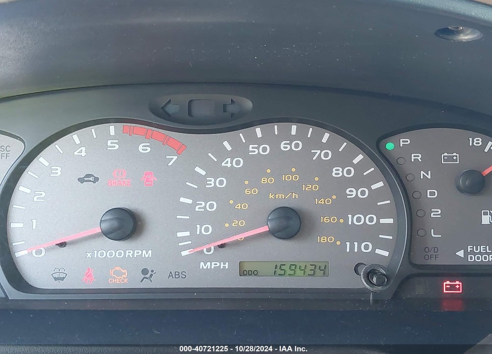 2002 TOYOTA SEQUOIA LIMITED V8 VIN: 5TDBT48A62S069442