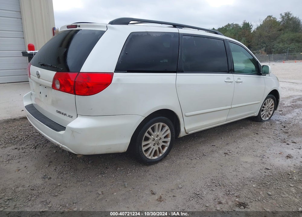 2009 TOYOTA SIENNA XLE VIN: 5TDZK22C59S284613