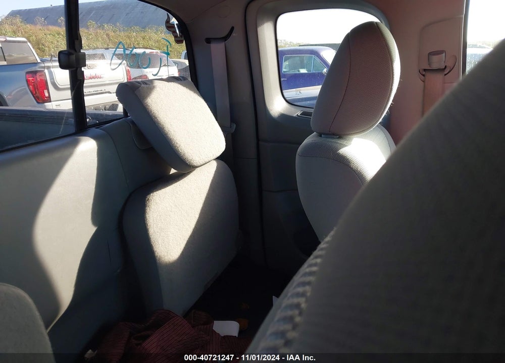 2015 TOYOTA TACOMA VIN: 5TFTX4CN7FX062485