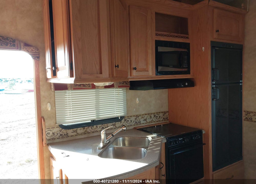 2009 HEARTLAND RV OTHER VIN: 5SFBG38249E203420
