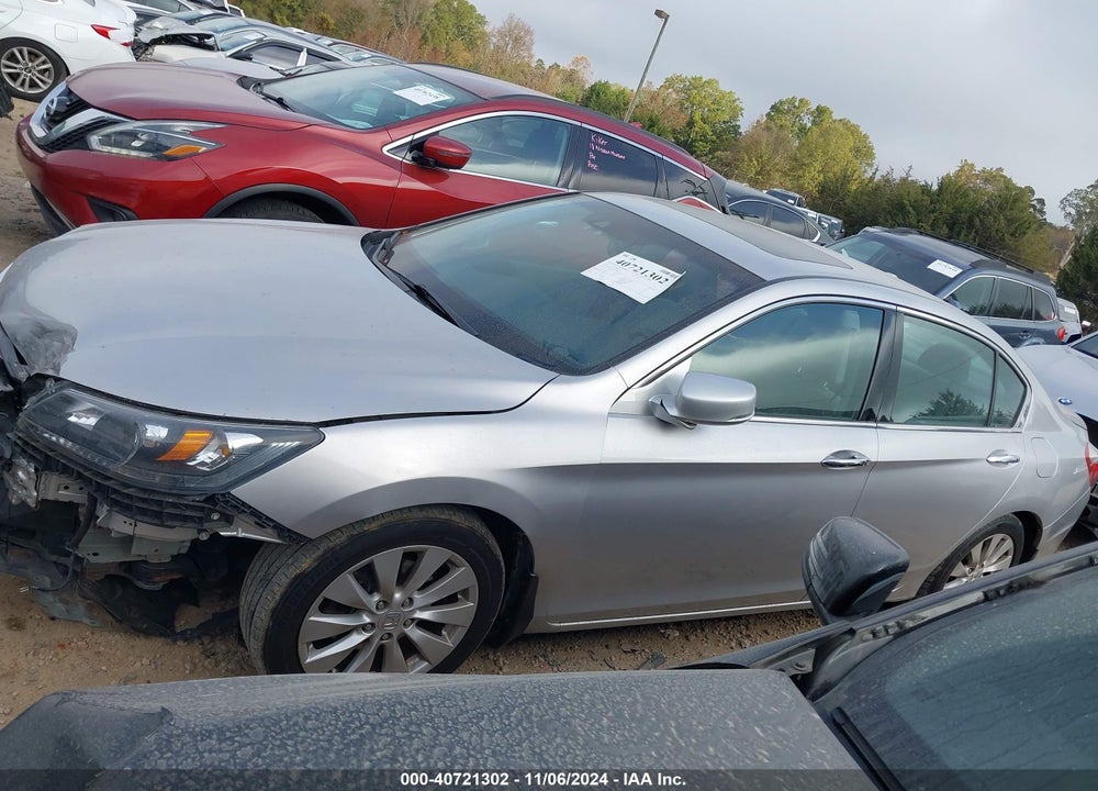 2013 HONDA ACCORD EX-L V-6 VIN: 1HGCR3F86DA032891