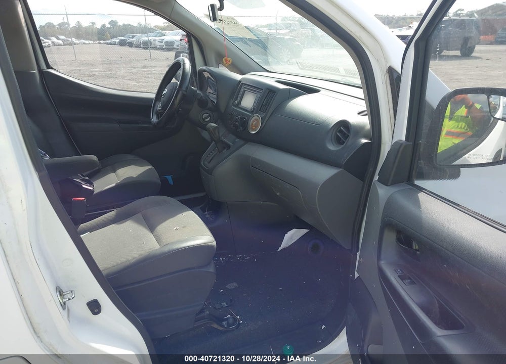 2014 NISSAN NV200 SV VIN: 3N6CM0KN1EK691448