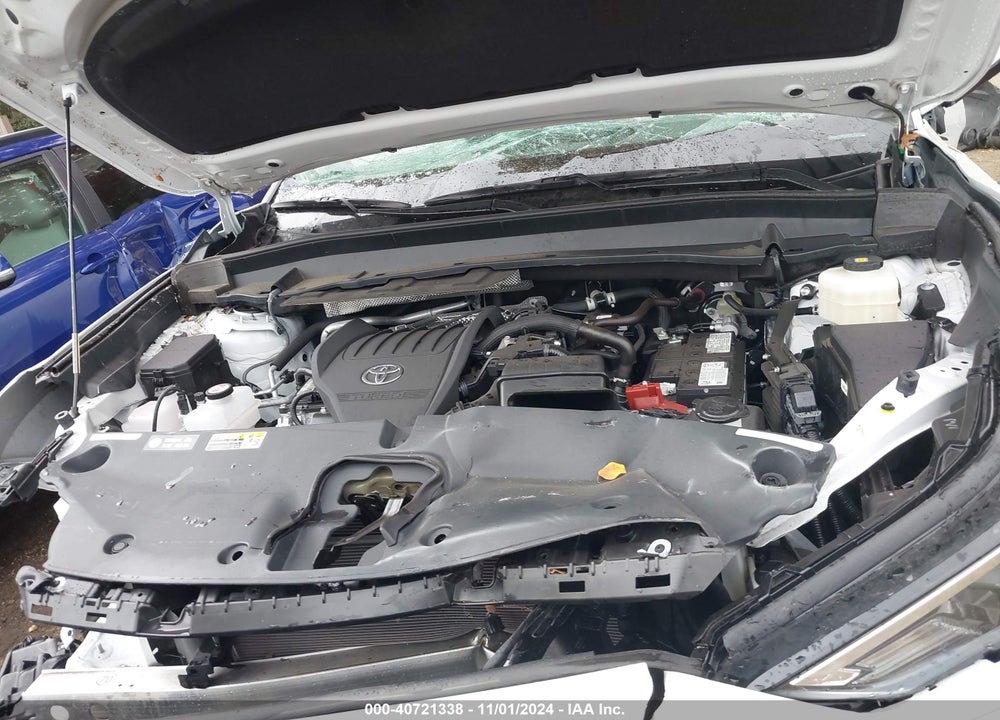 2024 TOYOTA GRAND HIGHLANDER XLE VIN: 5TDAAAB59RS029586