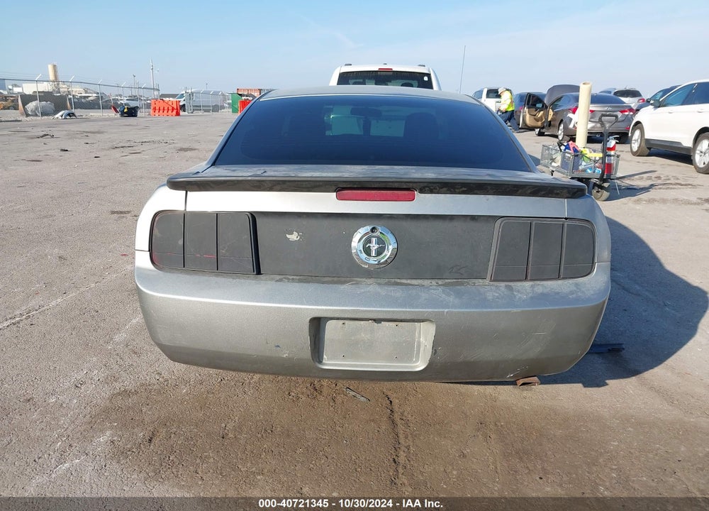 2008 FORD MUSTANG VIN: 1ZVHC80NX85125278
