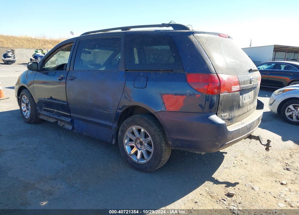2004 TOYOTA SIENNA LE VIN: 5TDZA23C24S127728
