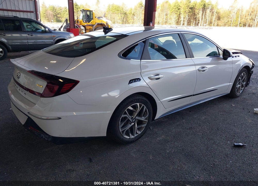 2021 HYUNDAI SONATA SEL VIN: KMHL14JA8MA148336