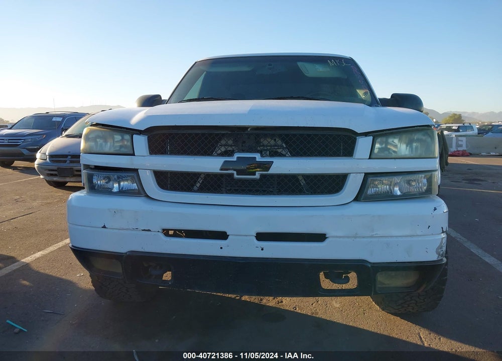 2004 CHEVROLET SILVERADO 2500HD LS VIN: 1GCHK23U24F105570