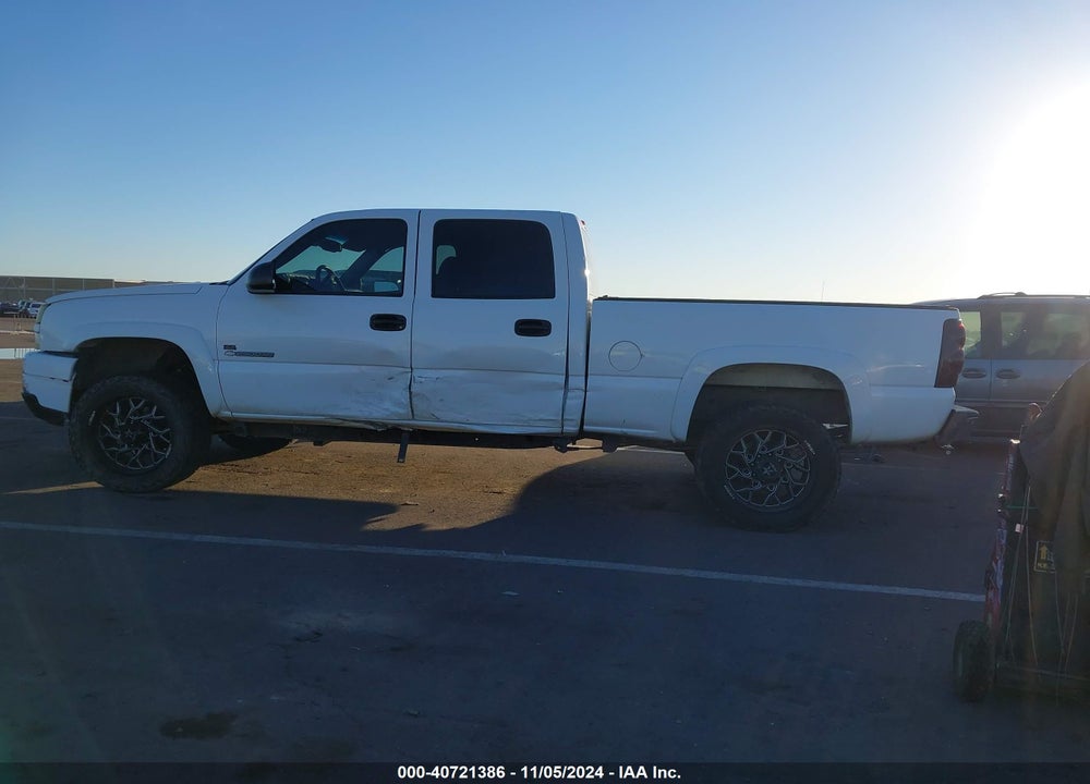 2004 CHEVROLET SILVERADO 2500HD LS VIN: 1GCHK23U24F105570