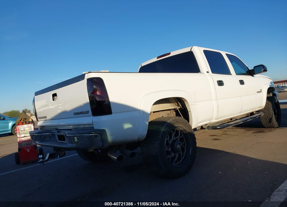 2004 CHEVROLET SILVERADO 2500HD LS VIN: 1GCHK23U24F105570