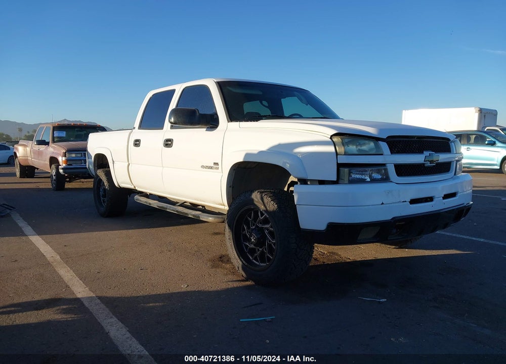 2004 CHEVROLET SILVERADO 2500HD LS VIN: 1GCHK23U24F105570