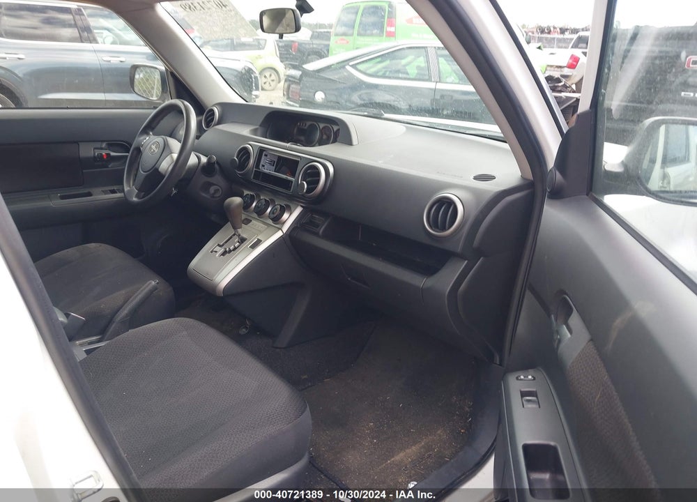 2008 SCION XB VIN: JTLKE50E681017236