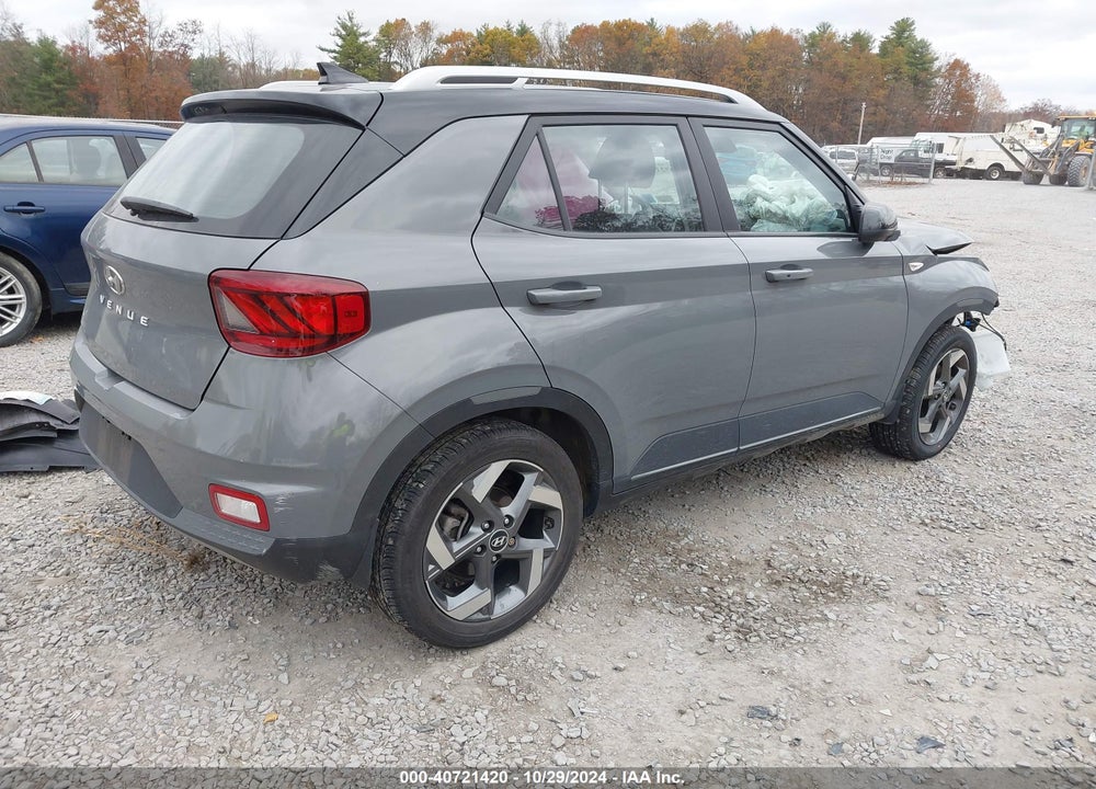 2022 HYUNDAI VENUE LIMITED VIN: KMHRC8A33NU149326