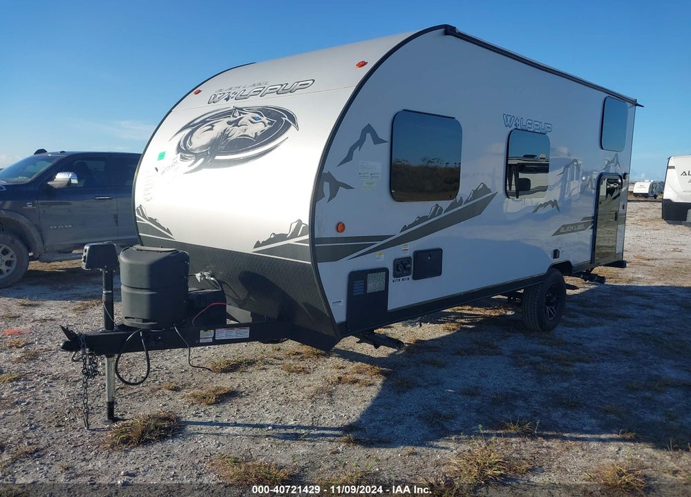 2022 FOREST RIVER CHEROKEE VIN: 5ZT2CKEC5NY025563