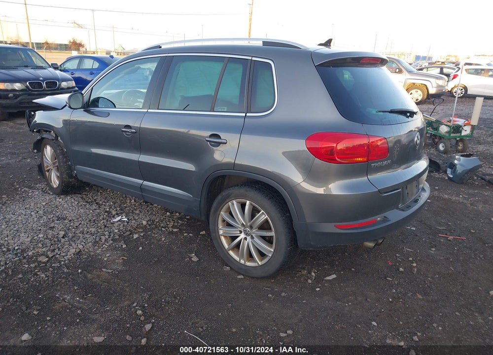 2014 VOLKSWAGEN TIGUAN SEL VIN: WVGBV3AX8EW508532