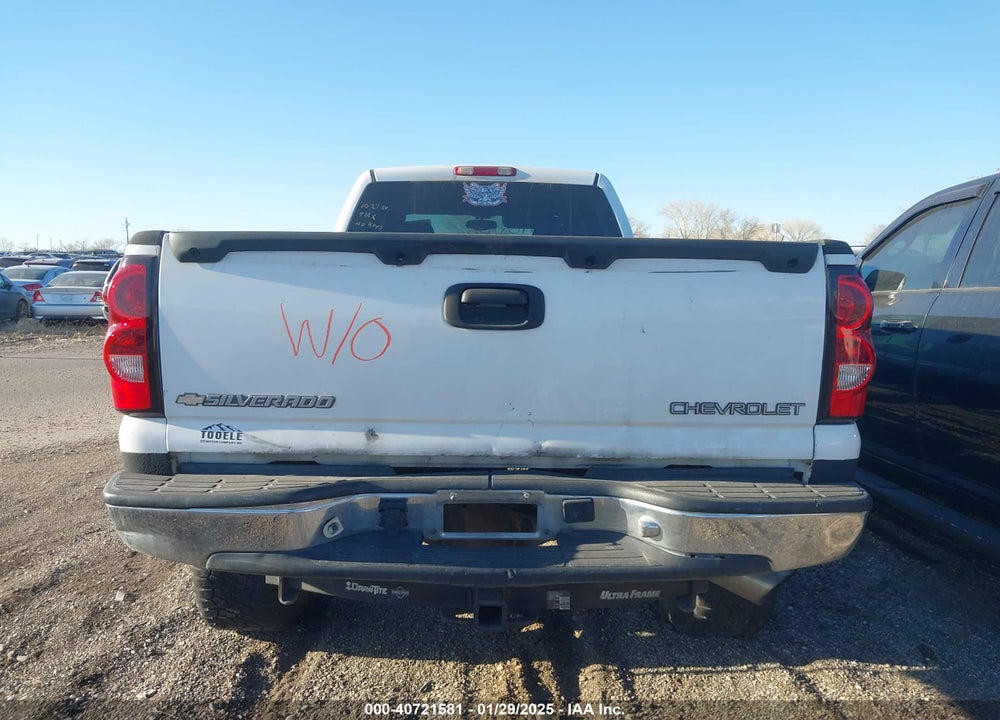 2004 CHEVROLET SILVERADO 2500HD LS VIN: 1GCHK23144F128287