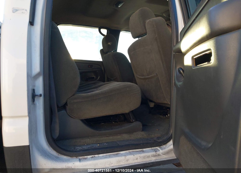 2004 CHEVROLET SILVERADO 2500HD LS VIN: 1GCHK23144F128287