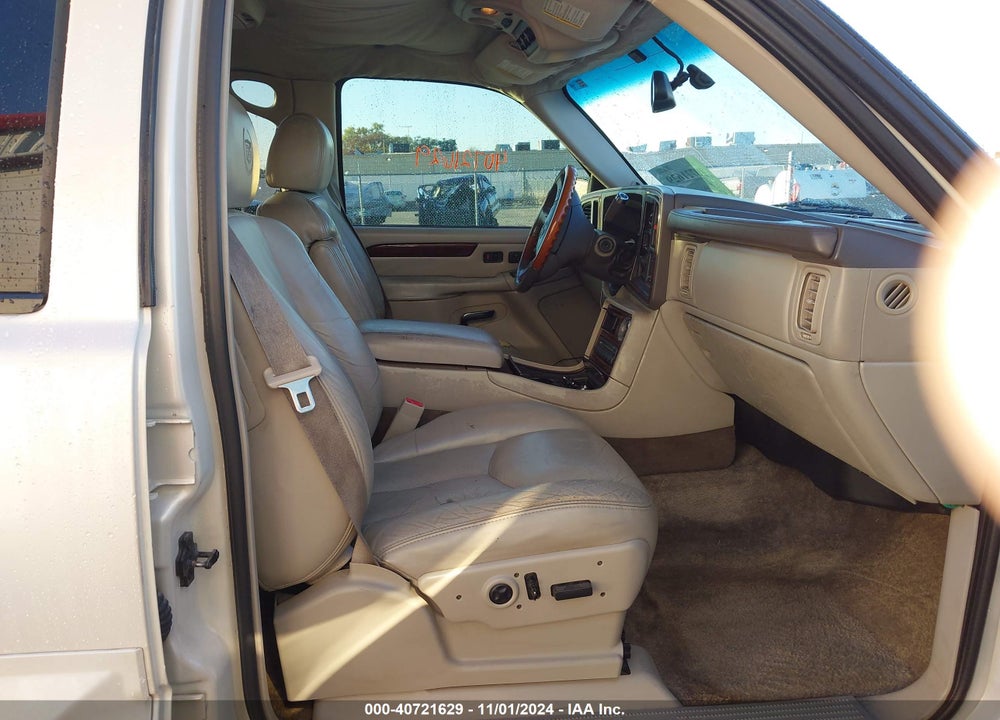 2003 CADILLAC ESCALADE STANDARD VIN: 1GYEK63N33R230104