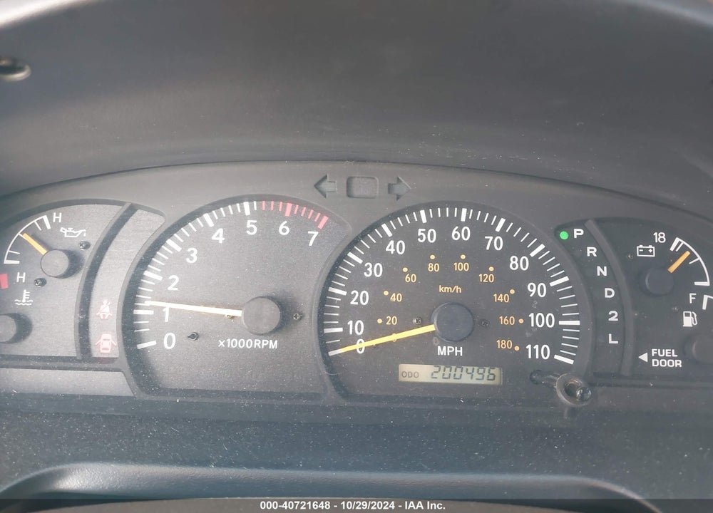 2004 TOYOTA TUNDRA SR5 V8 VIN: 5TBET34104S449725