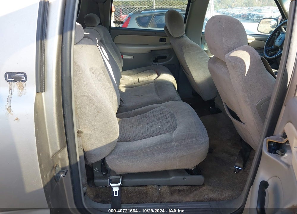 2002 CHEVROLET SUBURBAN 1500 LS VIN: 1GNEC16Z02J100158