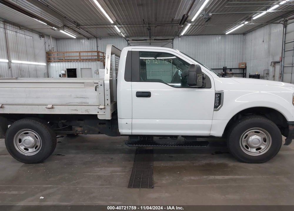2017 FORD F-250 XL VIN: 1FDBF2A67HEC81956