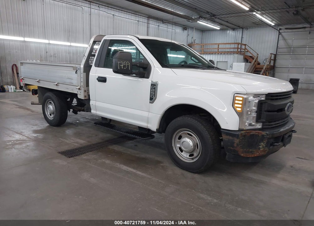 2017 FORD F-250 XL VIN: 1FDBF2A67HEC81956
