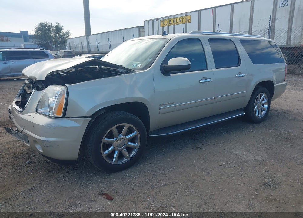 2013 GMC YUKON XL 1500 DENALI VIN: 1GKS2MEF6DR141023