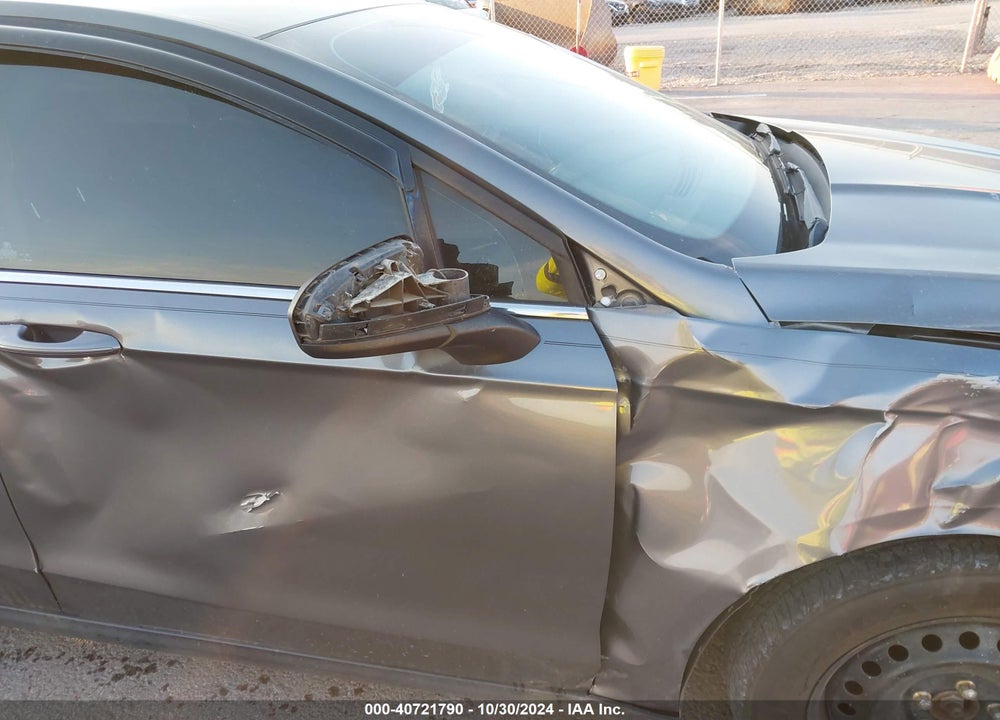 2014 FORD FUSION S VIN: 3FA6P0G7XER123732