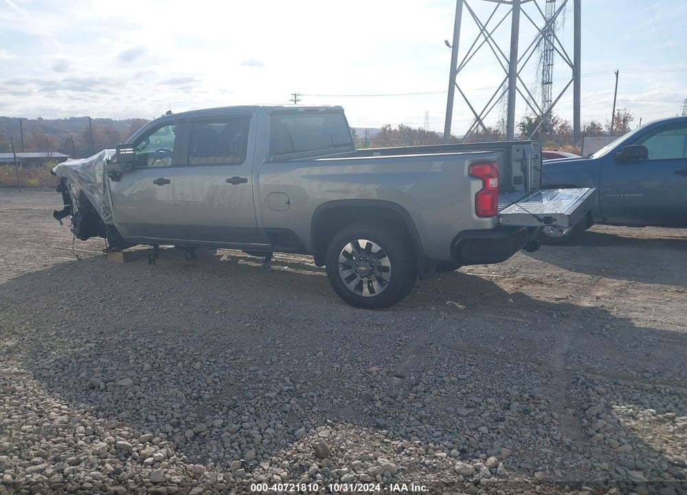 2024 CHEVROLET SILVERADO 2500HD 4WD STANDARD BED CUSTOM VIN: 2GC4YME7XR1121773